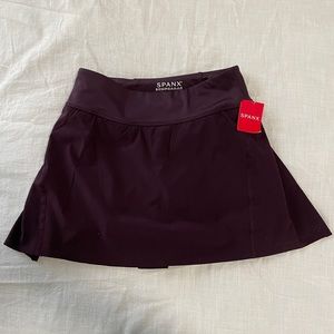 Spanx The Get Moving Skort in jammy Plum 13”